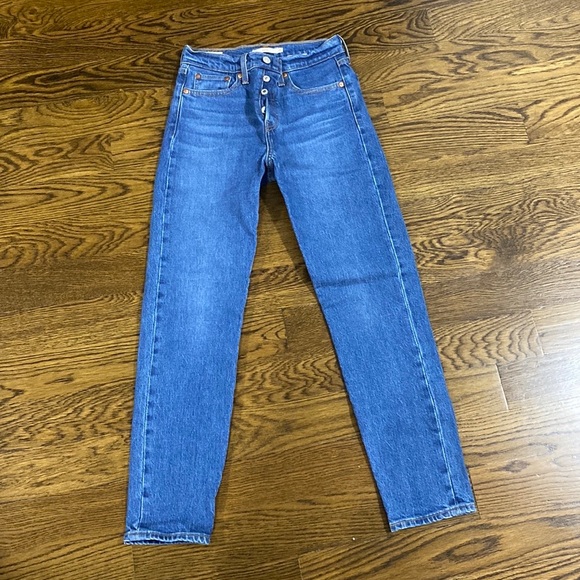 BRAND NEW NEVER WORN Levi’s jeans - Picture 1 of 4